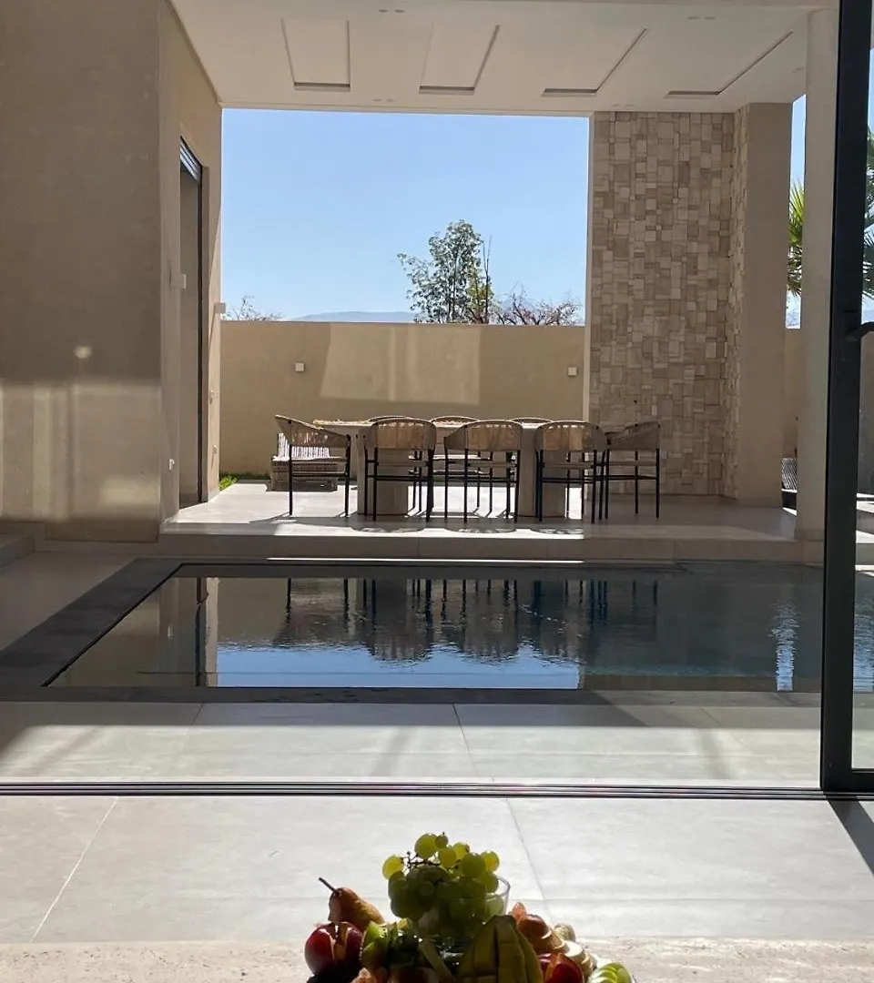 Villa Kenza Piscine Et Jacuzzi Chauffee Marrakesh Marocco
