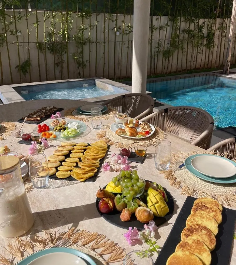 Villa Kenza Piscine Et Jacuzzi Chauffee Marrakesh 0*,
